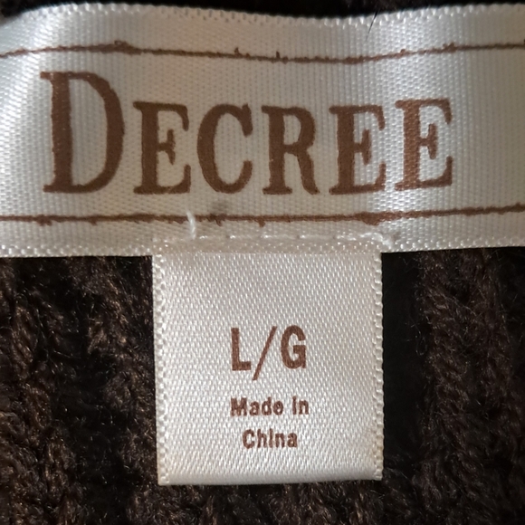 Large Decree faux fur vest - Picture 6 of 8